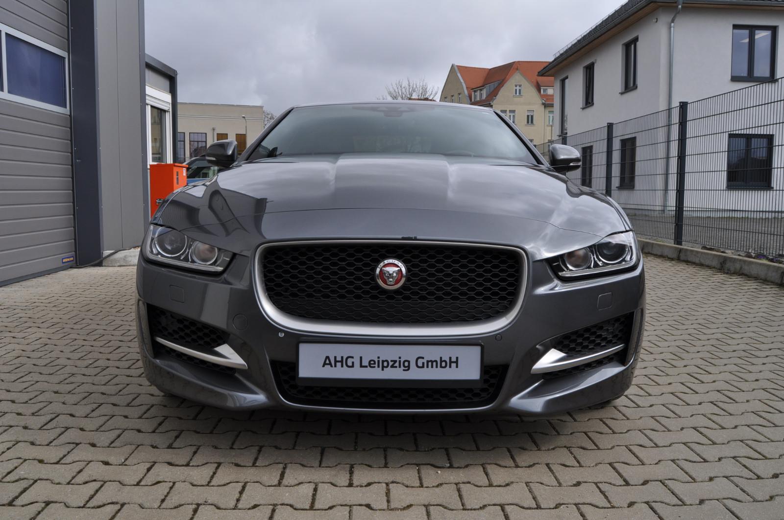 Jaguar XE R-Sport AWD NAV Leder Kamera