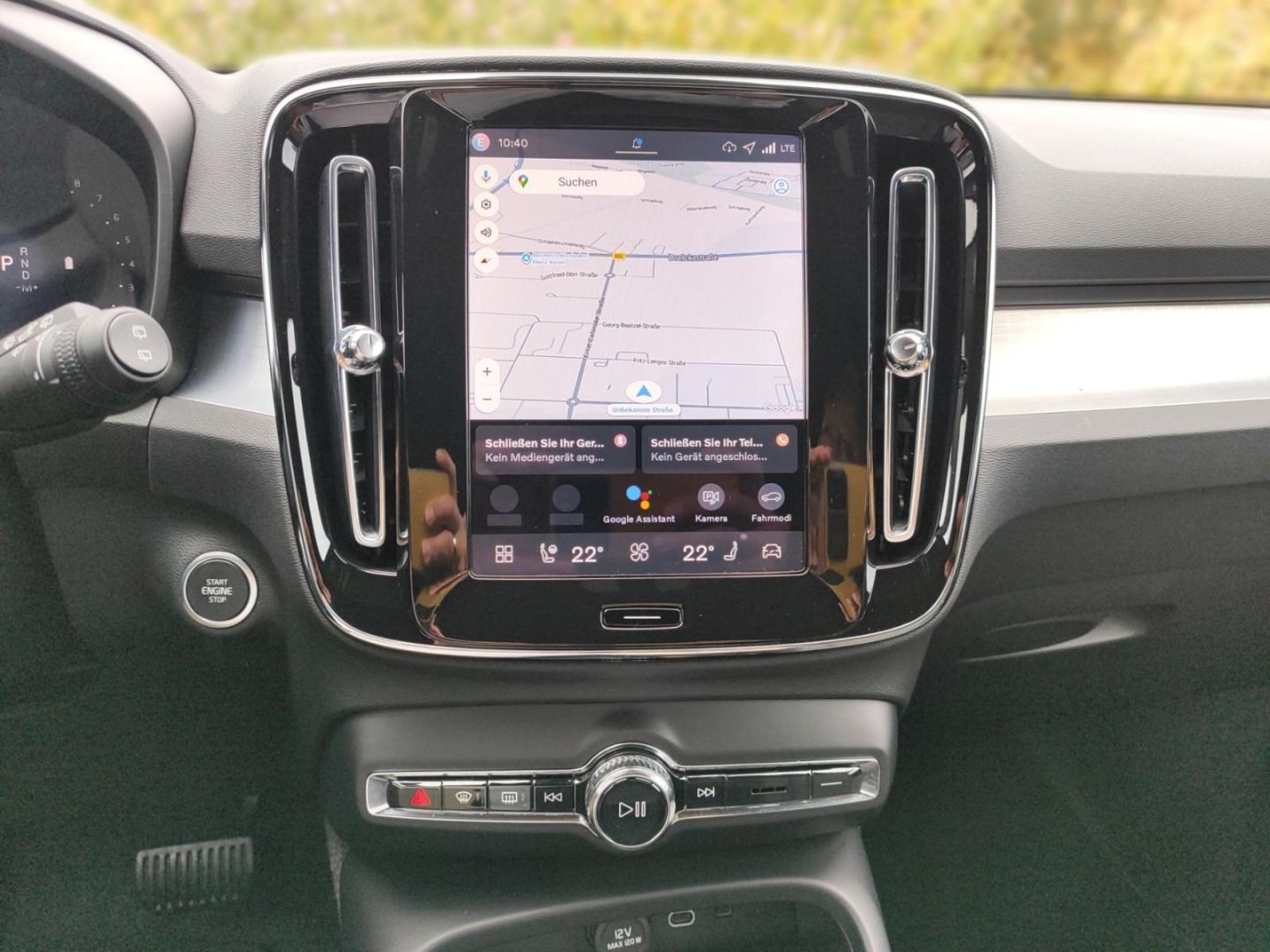 Volvo XC40 B3 Plus Black Edition 2WD StandHZG Digitale foto 20