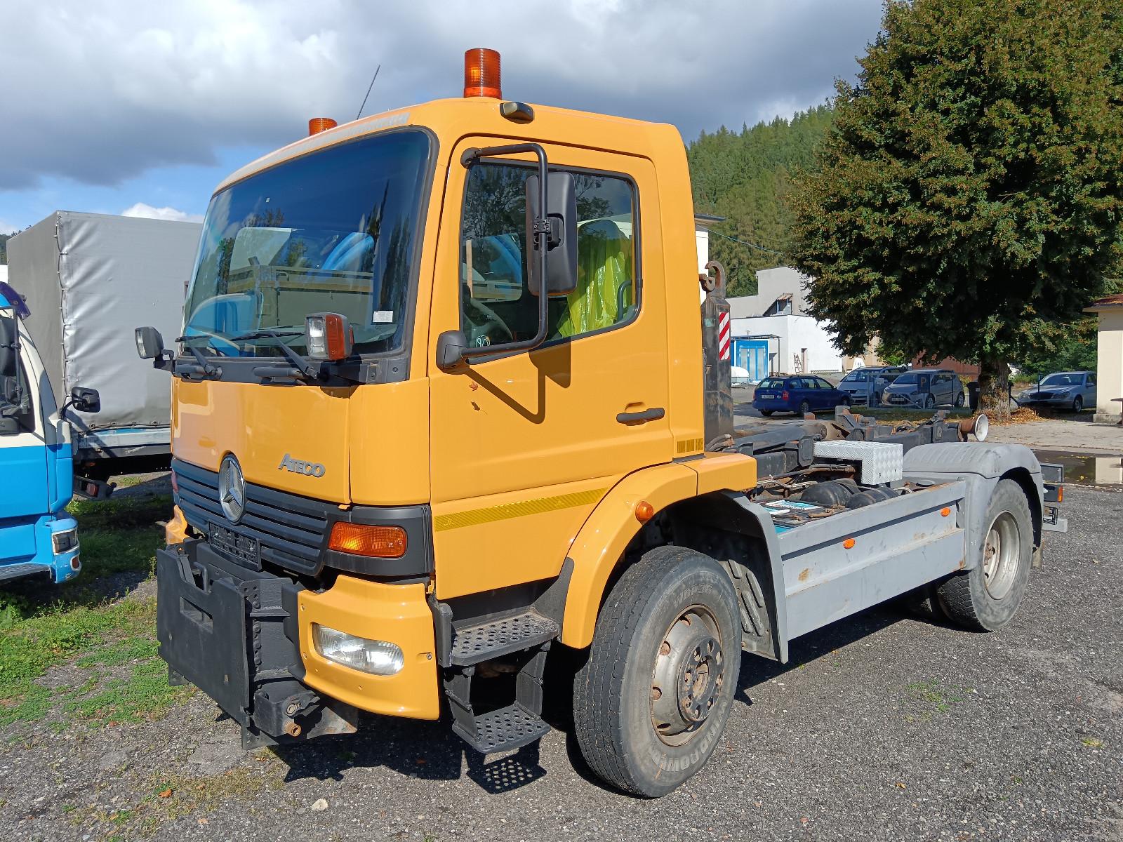 Mercedes-Benz ATEGO 1318 4X4 ANALOG TACHO