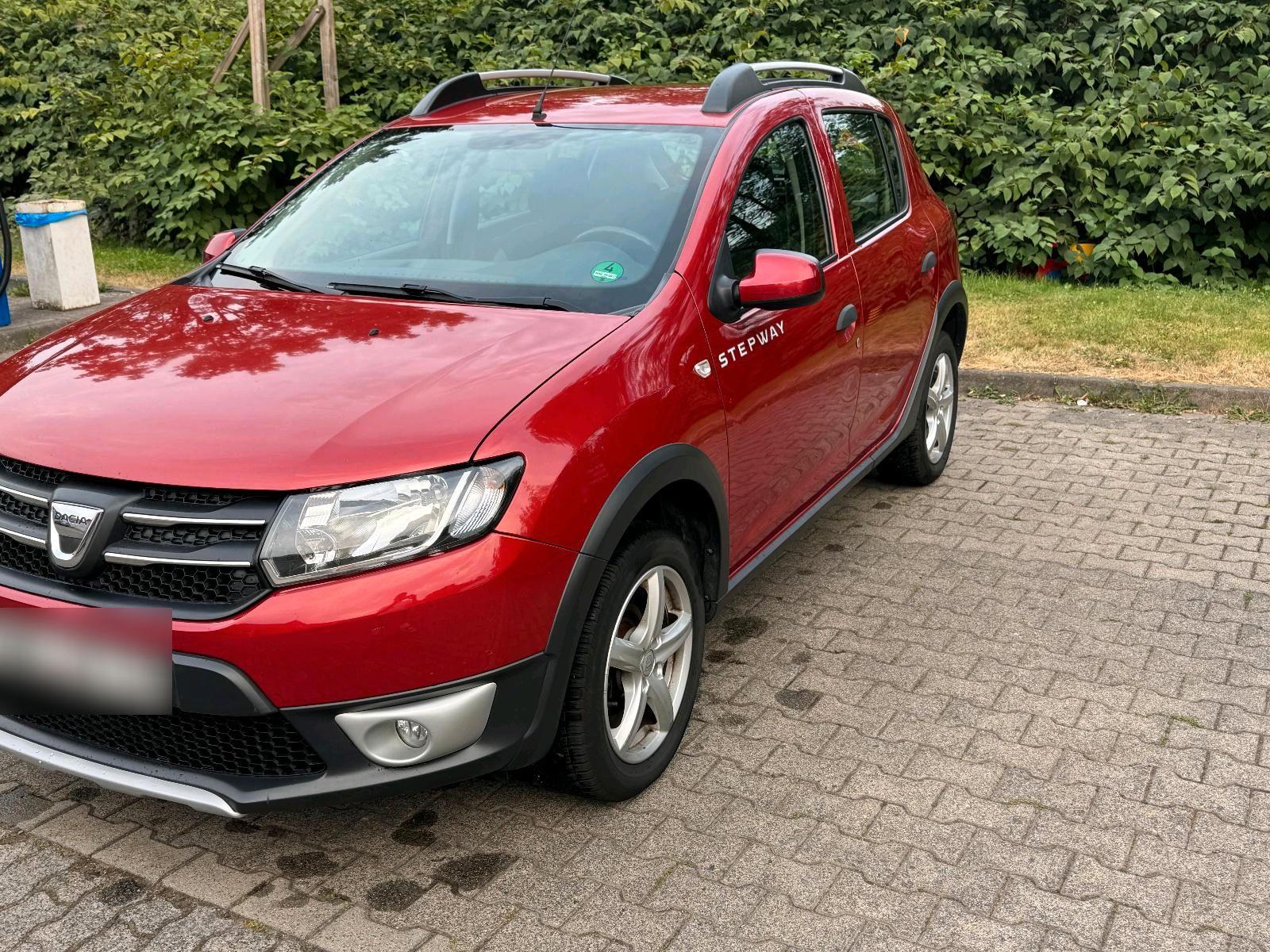 Dacia Sandero 2015 — photo 12