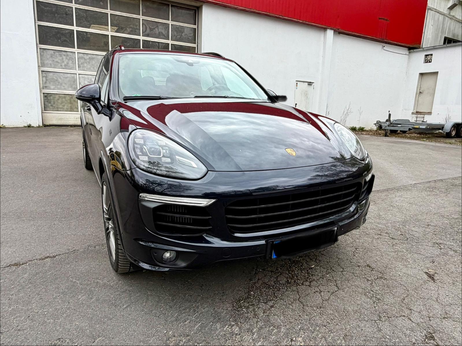 Porsche Cayenne S Diesel* Sport Design*Burmester*Pano*21