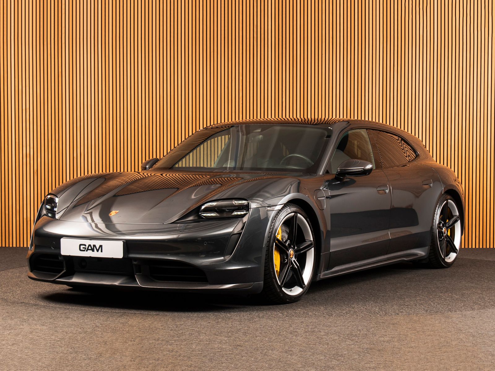 PORSCHE Sport Turismo Turbo S CERAMIC-CARBON-21"-VAT