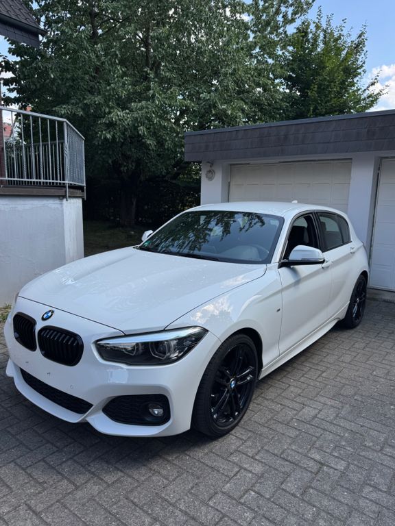 Image of BMW 118