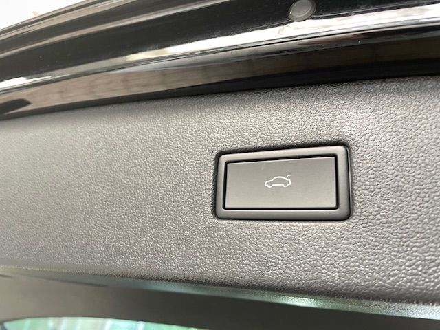 Tiguan Allspace 2.0 TDI DSG R-Line 4Motion NAVI 