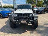 Jeep Wrangler / Wrangler Unlimited Sahara - Jeep Wrangler: Unlimited