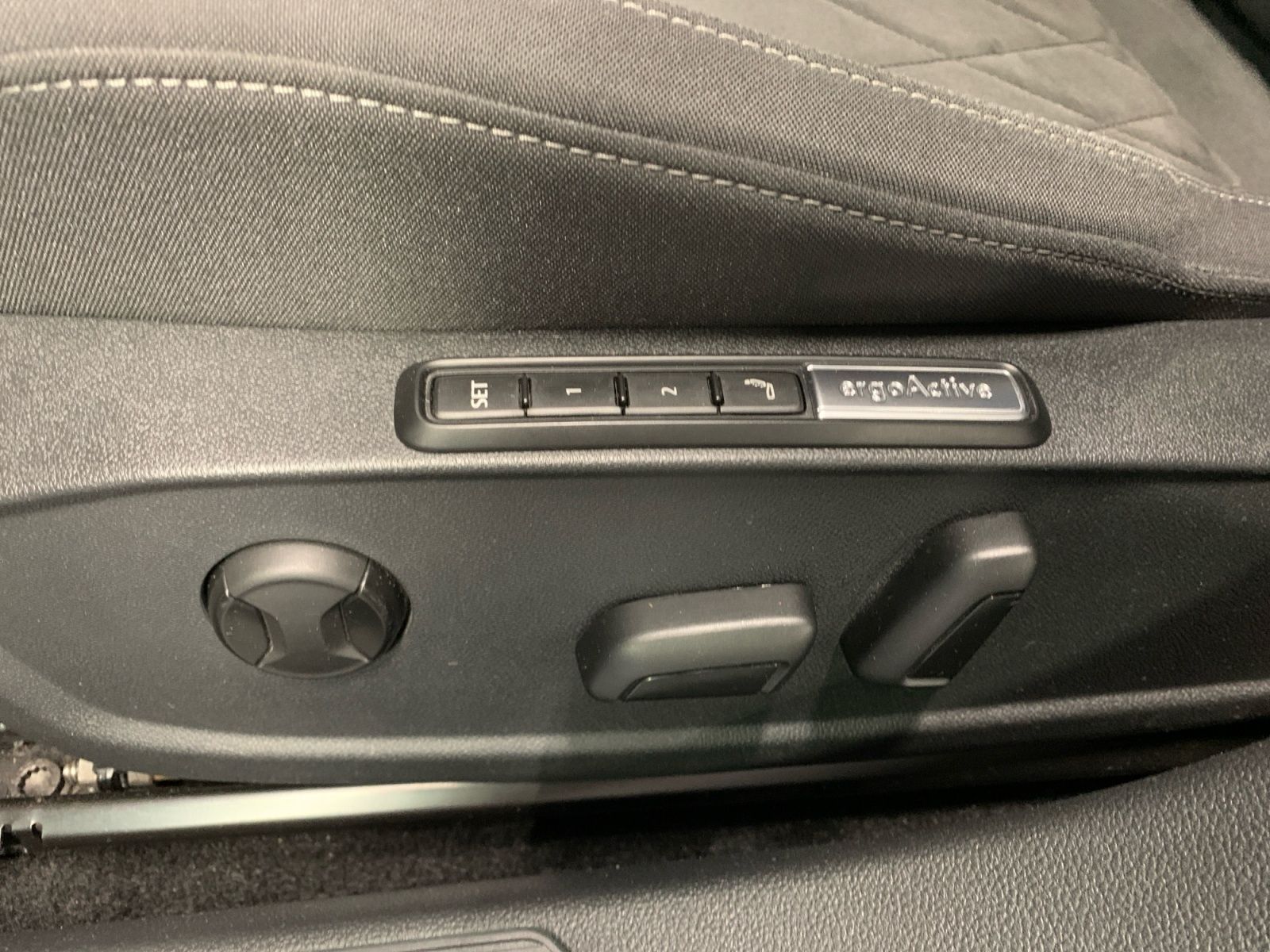 Volkswagen Golf - Bild 20