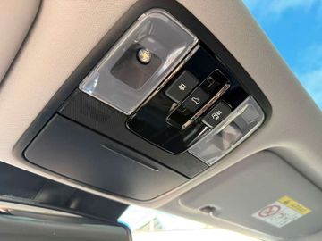 Kia XCeed 1.6T DCT7 Platinum Glasdach Navi