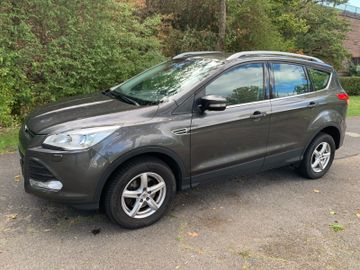 Ford Kuga - 2