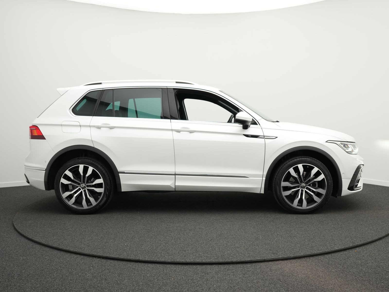 Volkswagen Tiguan - Bild 12