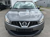 Nissan Qashqai 360 4X4 Automatik - Nissan Qashqai: Allradantrieb