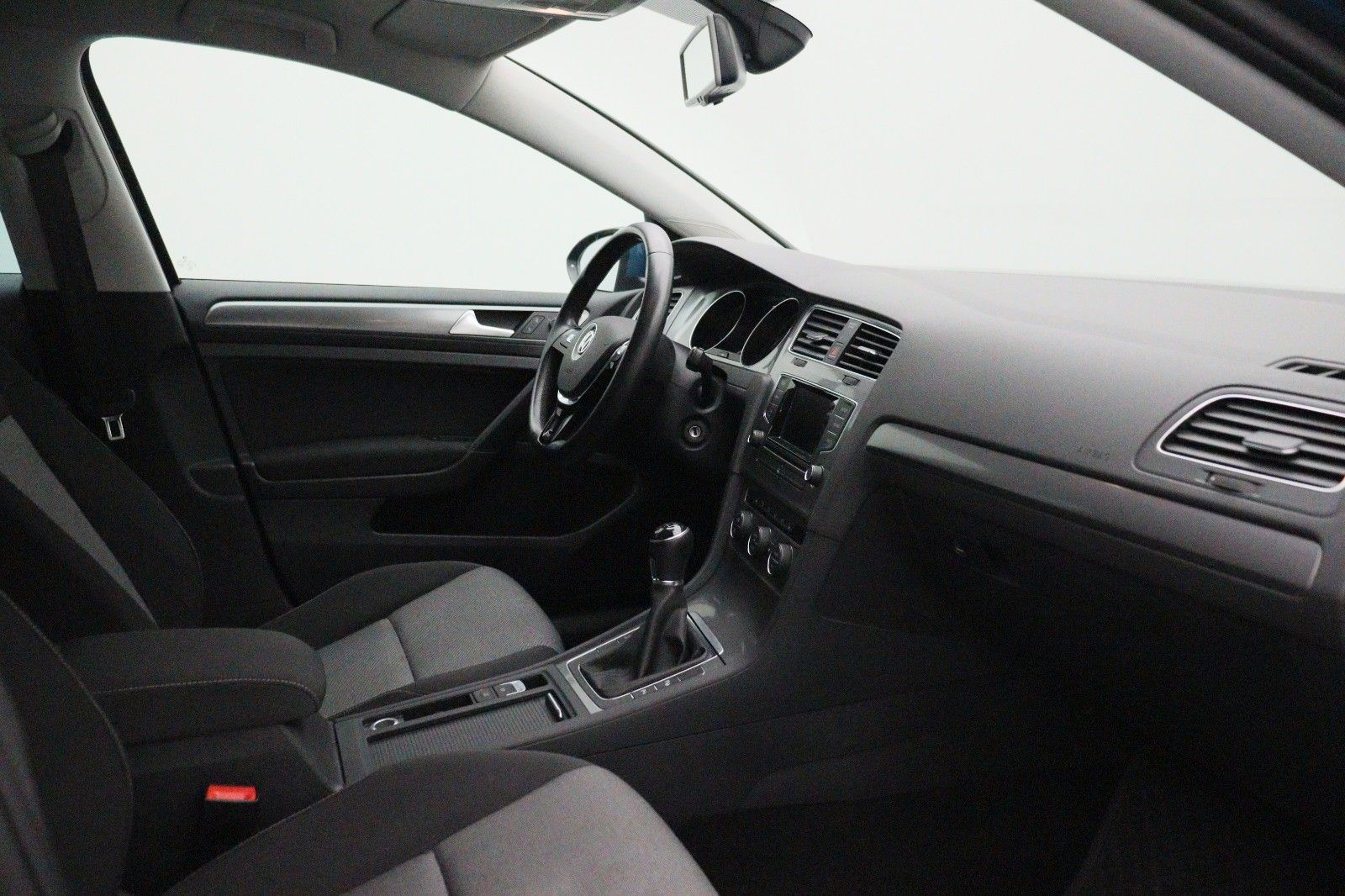 Fahrzeugabbildung Volkswagen Golf VII 1.2 Trendline BMT