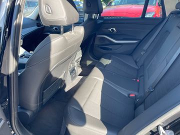 BMW 318 - 9