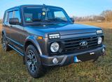 Lada Niva Urban 4x4 5 Türer - Lada Urban: 4.4