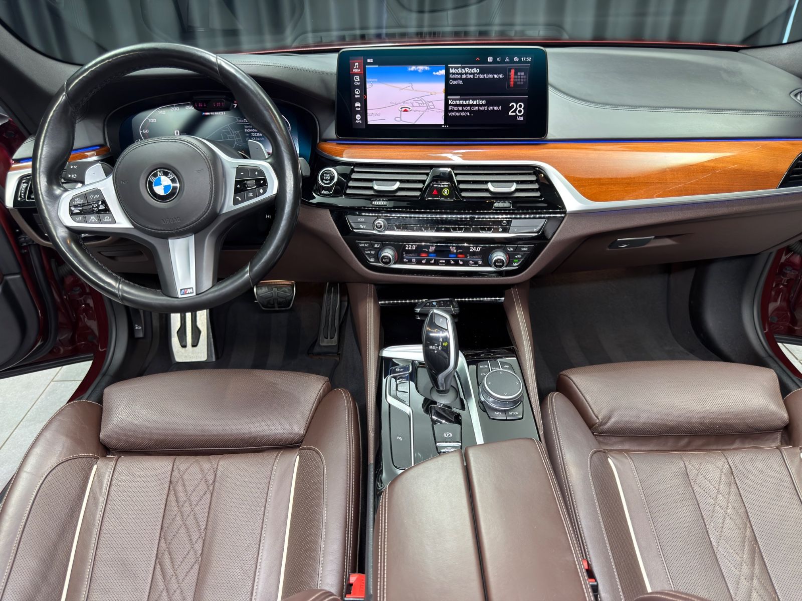 Fahrzeugabbildung BMW M550 i xDrive Limousine|INDIVIDUAL|LASER|H&K|HuD