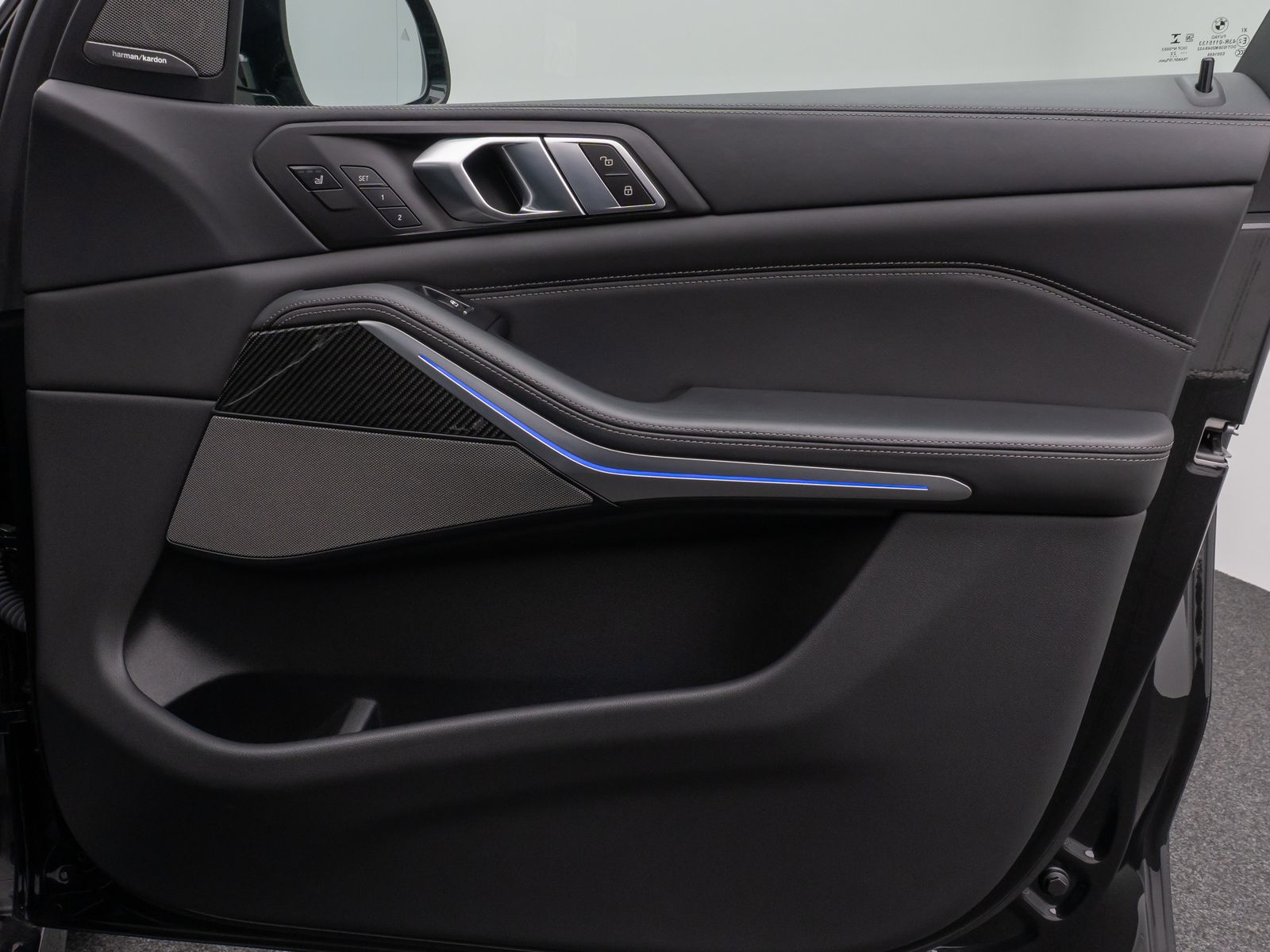 Fahrzeugabbildung BMW X5 xD40d M Sport 360°Laser HUD DAB H/K AHK ACC