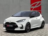 Toyota Yaris 1.5 Hybrid 130 CVT GR SPORT + Safety-P. - Toyota Yaris mit Hybrid-Antrieb: Automatik