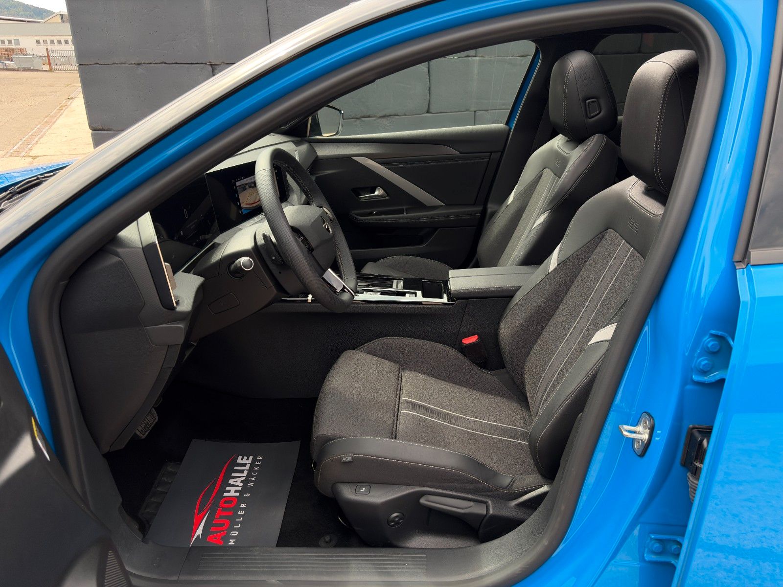 Fahrzeugabbildung Opel Astra ST 1.2 Turbo GS HuD 360° LHZ IntelliDrive