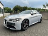 Alfa Romeo Giulia Sprint Veloce Interieur - gebrauchte Alfa Romeo Giulia aus dem Jahr 2020