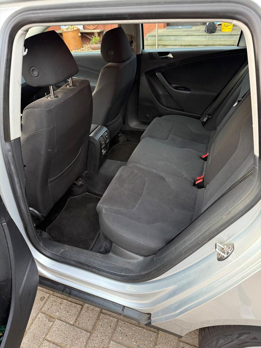 Volkswagen Passat 2006 — photo 9