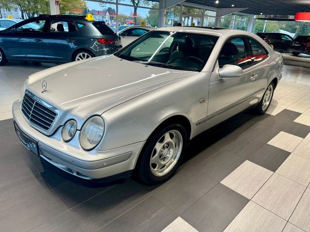 Mercedes-Benz CLK 200