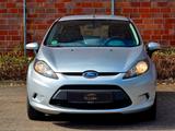 Ford Fiesta 1.2 Touchscreen Navi Bluetooth Klima - Ford Fiesta mit Benzin-Antrieb: Scheckheftgepflegt