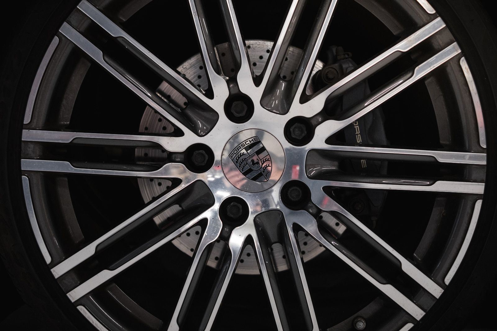 Fahrzeugabbildung Porsche 991/911 Carrera 4 -Approved-BOSE-PASM-Sportabgas