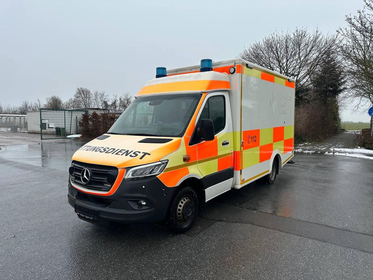 Mercedes-Benz Sprinter III Pritsche RWD/AWD 519 CDI RWD L2