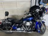 Harley-Davidson CVO ULTRA LIMITED/STREET GLIDE - Harley-Davidson Motorräder in Dortmund
