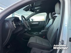 Foto Nummer 8: VOLVO XC 40