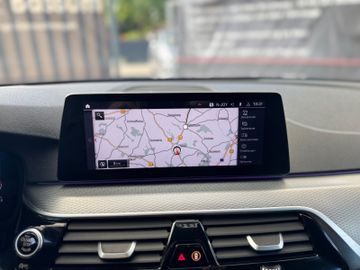 BMW 520 - 12