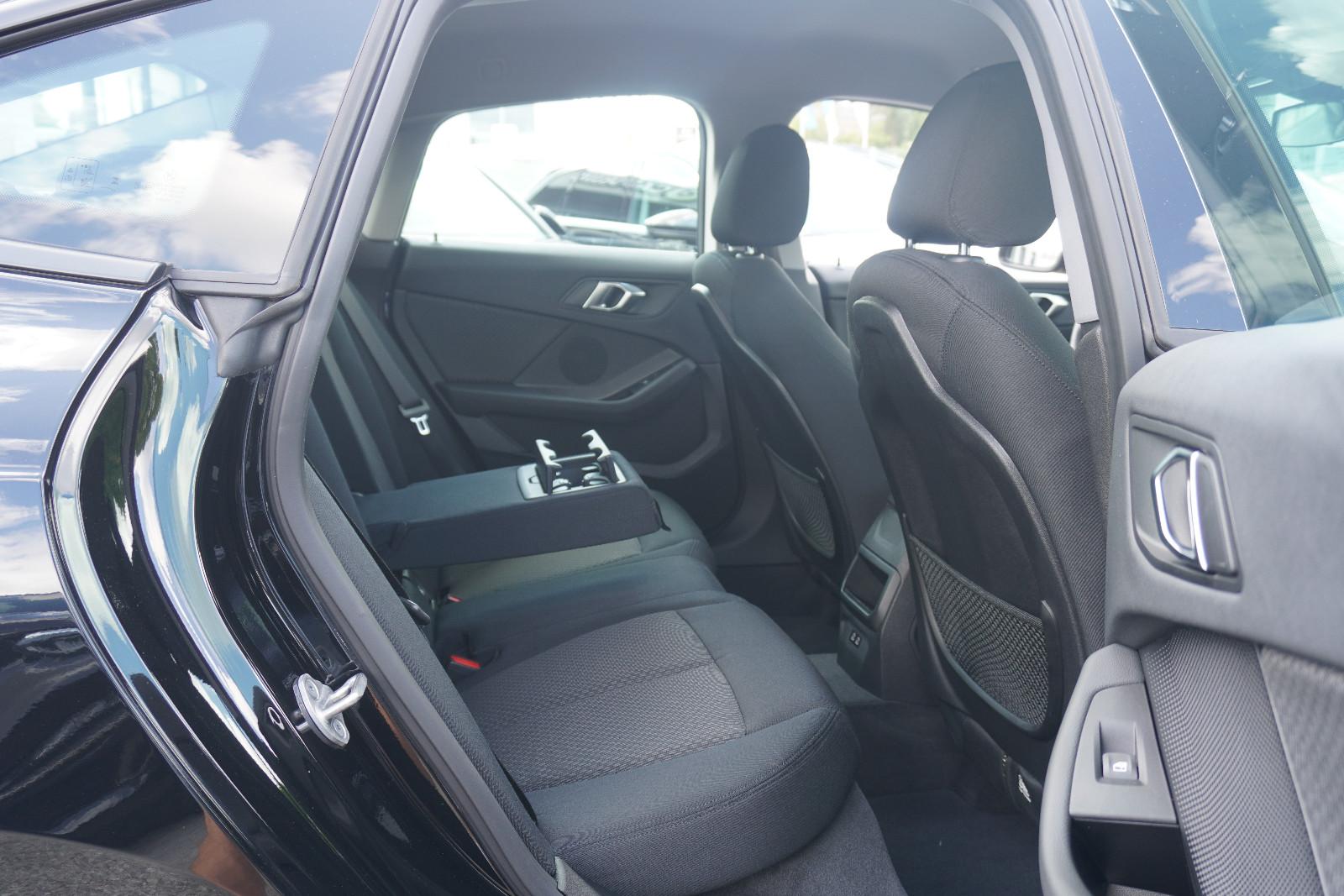BMW 216d Gran Coupé Aut.*NAVI*LED*SEHR GEPFLEGT*