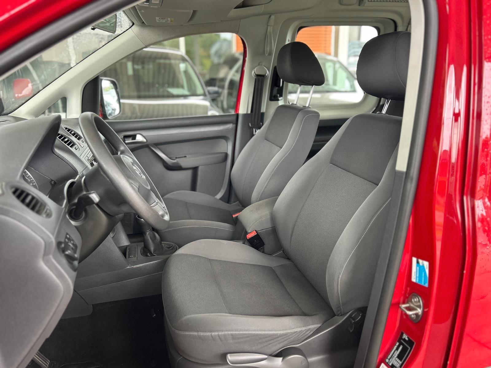 Volkswagen Caddy Kombi Maxi *1.Hand*7-Sitze*PDC*TÜV NEU*