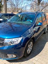 Dacia Logan MCV TCe 90 Stepway Stepway - Dacia Logan: Von Privat