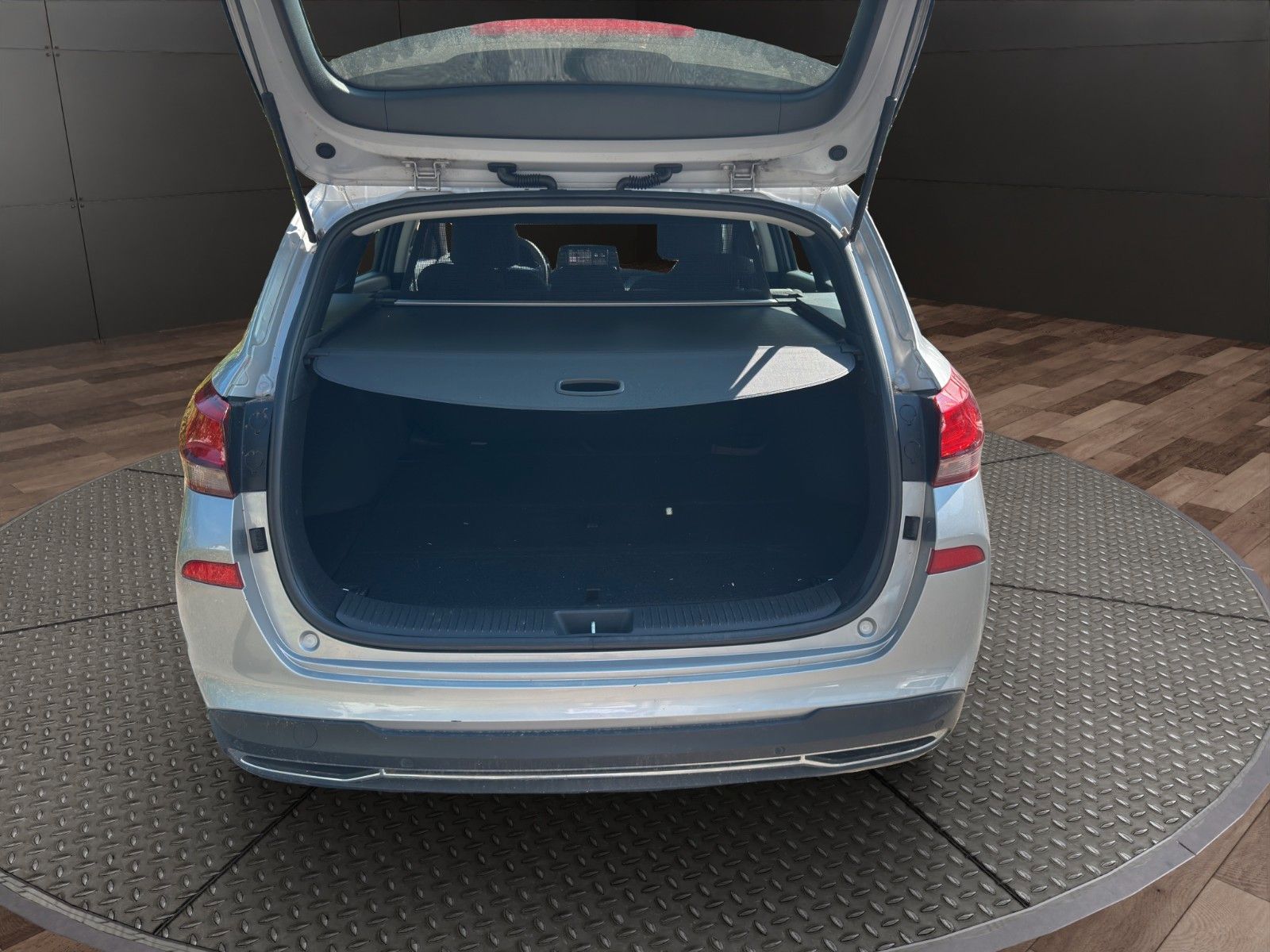 Fahrzeugabbildung Hyundai i30 cw Trend Klima/Navi/Kamara