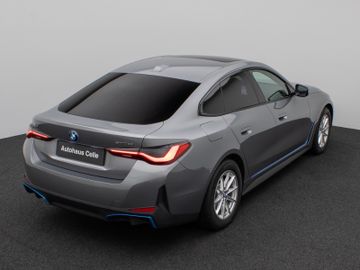 Fahrzeugabbildung BMW i4 eD35 Gran Coupé Glasdach Kamera DAB H/K Komfo