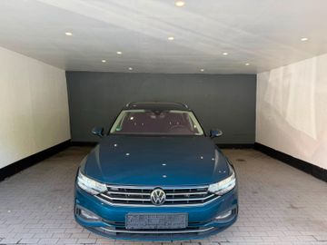 Volkswagen Passat Variant - 3
