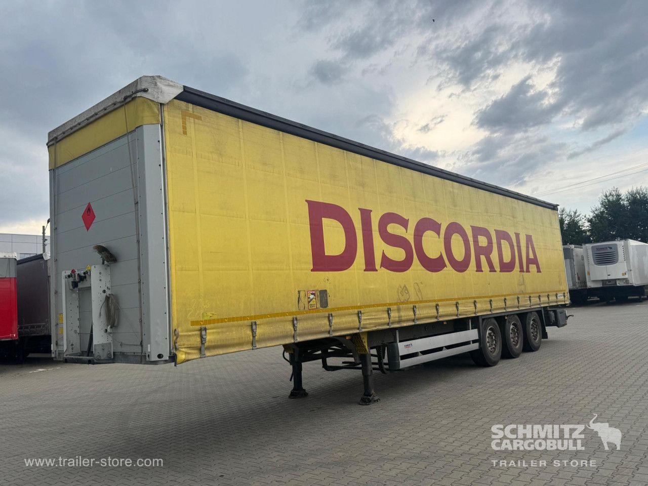 Schmitz Cargobull Curtainsider Standard