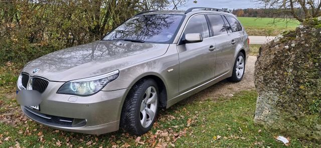 BMW 530i 525i  3.0 218PS