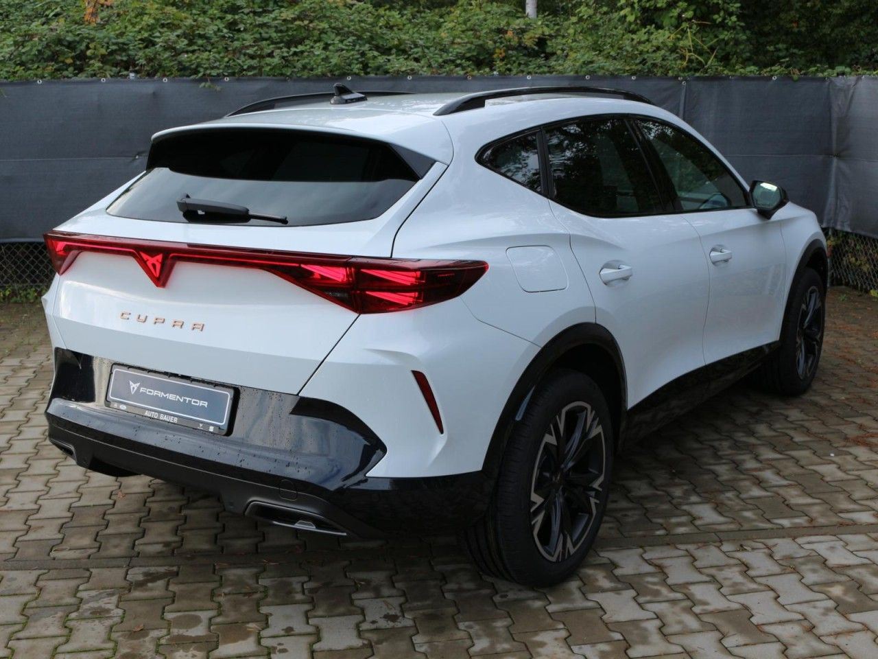 Fahrzeugabbildung CUPRA Formentor 1.5 eTSI DSG