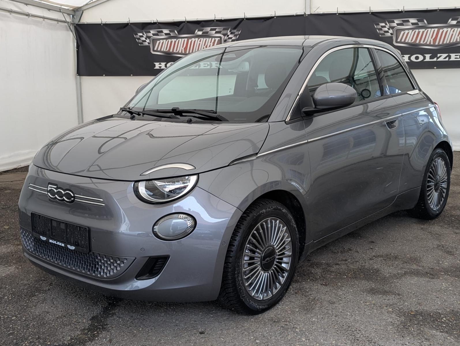 Fiat 500e /Kamera/SHZ/Carplay/Spurass./