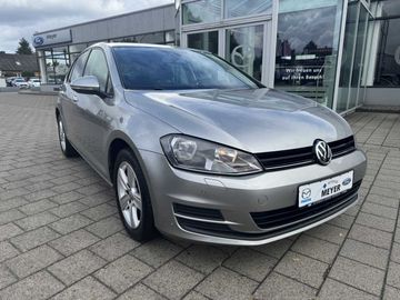 Volkswagen Golf VII 1.2 TSI DSG Comfortline