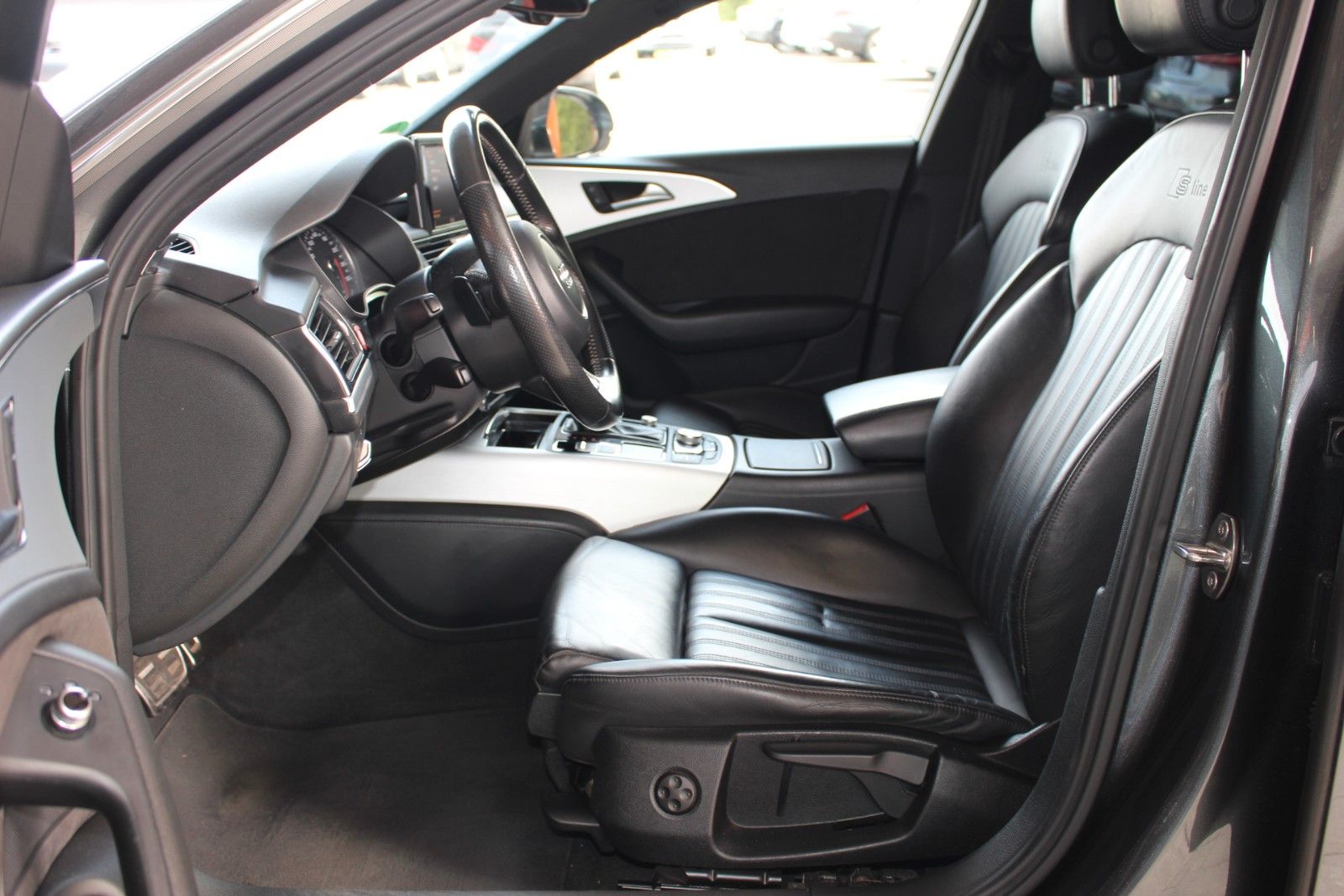 Fahrzeugabbildung Audi A6 3.0 TDI Clean Diesel Quattro 2.Hand+Pano+Bose