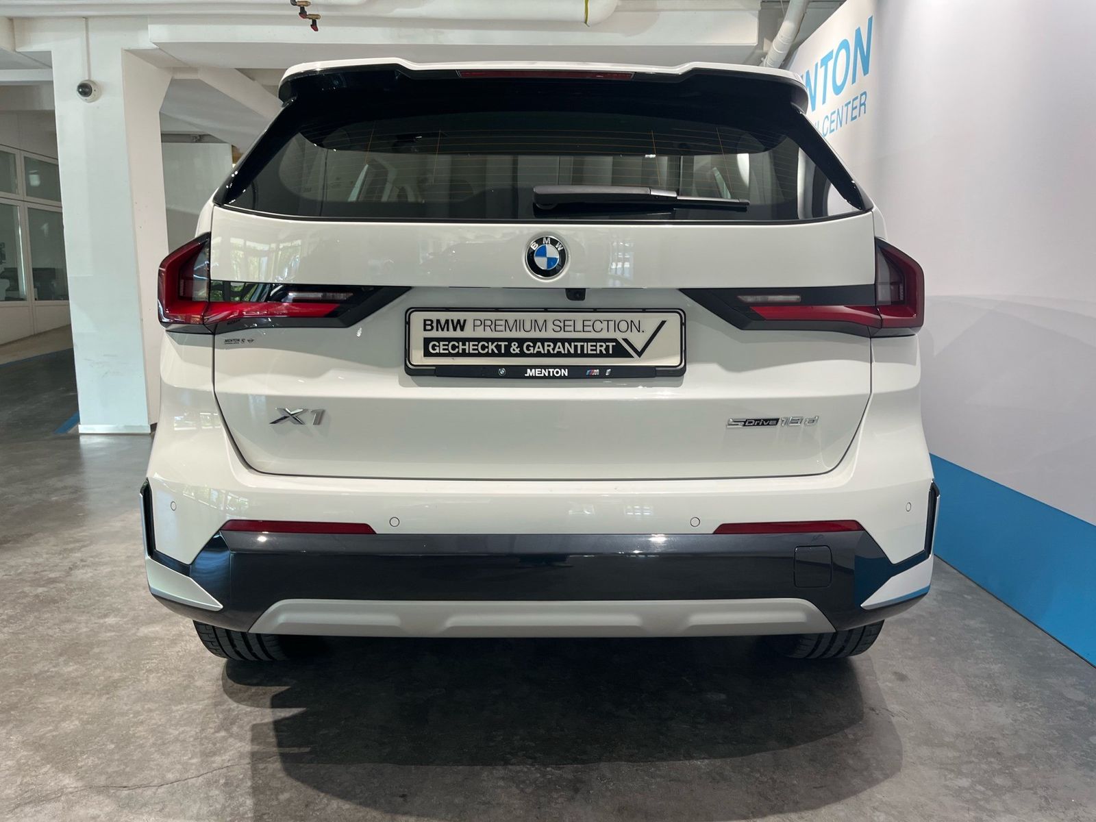 BMW X1 sDrive18d xLine AHK RFK ad.LED DAB foto 5