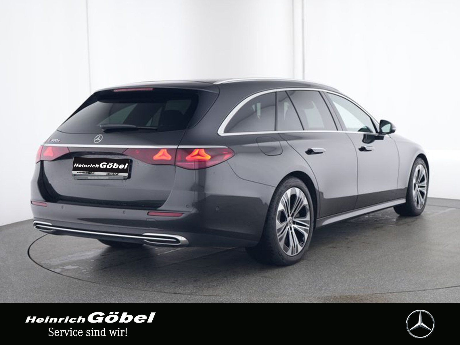 Fahrzeugabbildung Mercedes-Benz E 300 T e AVANTGARDE+AHK+DIGITAL+360°+MEMORY+SMI
