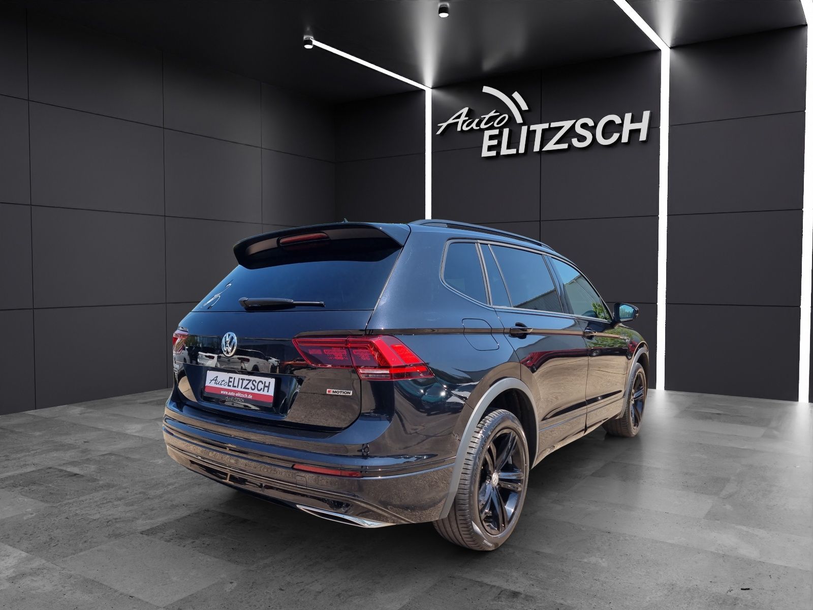 Fahrzeugabbildung Volkswagen Tiguan Allspace Highline 4M TDI DSG LED ACC 19"
