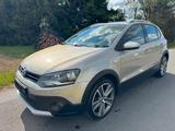 Volkswagen Polo V CrossPolo/ 1 Hand/SHZ/ - Volkswagen Polo aus 2011 mit Diesel-Antrieb