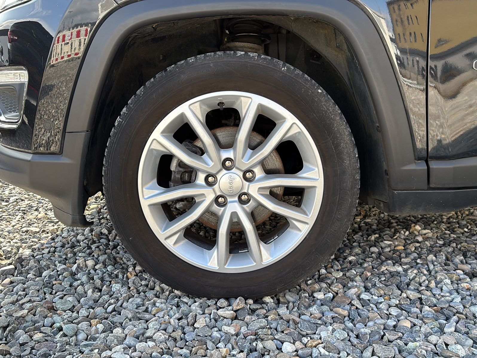 Fahrzeugabbildung Jeep Compass Limited FWD
