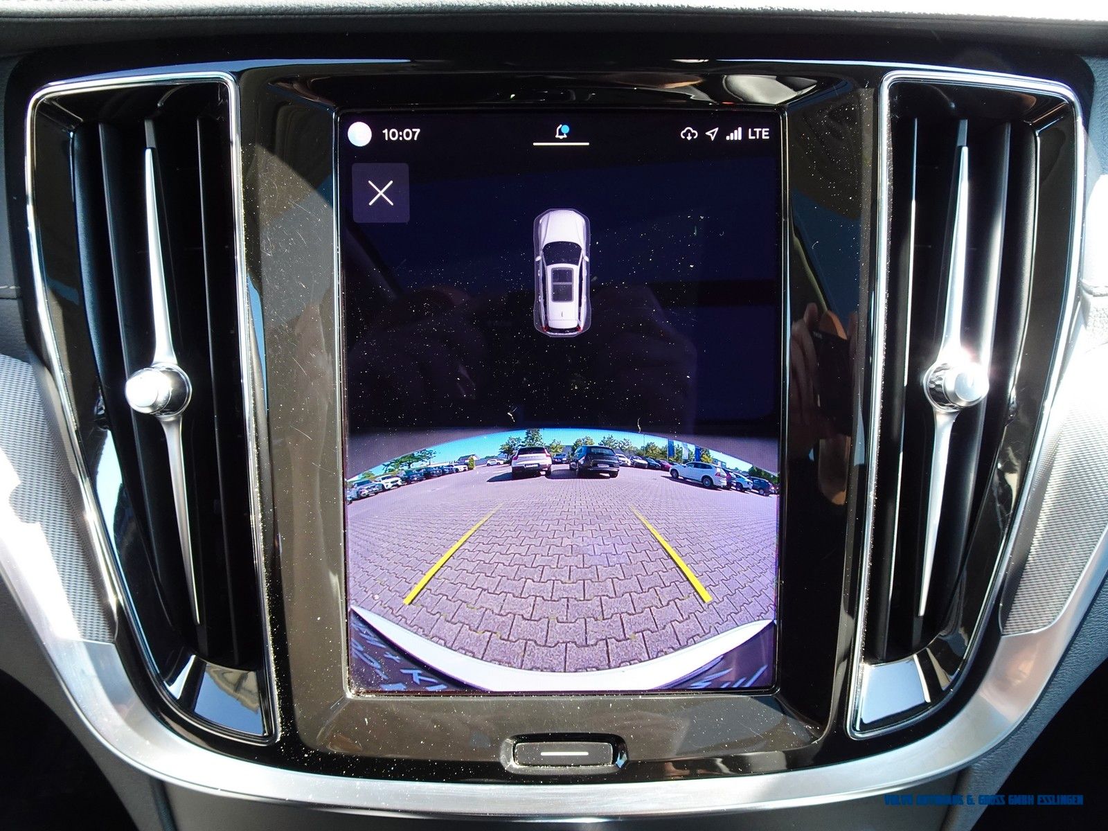 Volvo V60 T8 AWD Recharge Ultimate Dark foto 24
