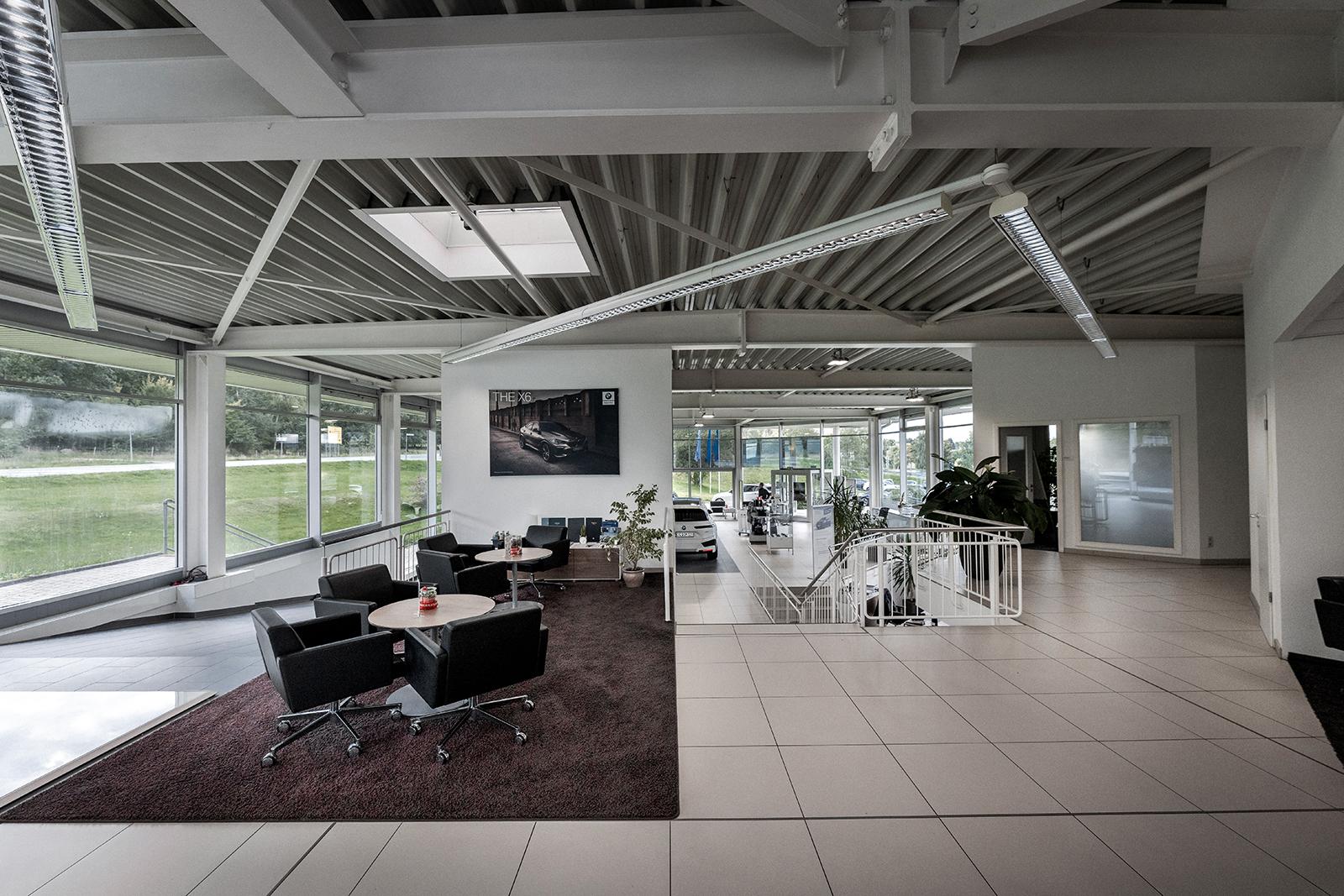 showroom-image-main