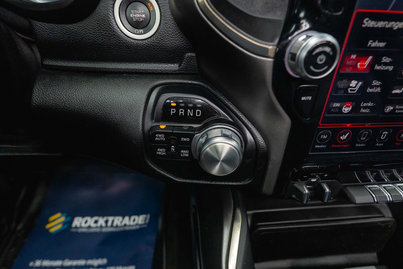 Fahrzeugabbildung Dodge RAM 5.7 V8 HEMI 4x4 NIGHT LARAMIE *Pano*RAMBOX*